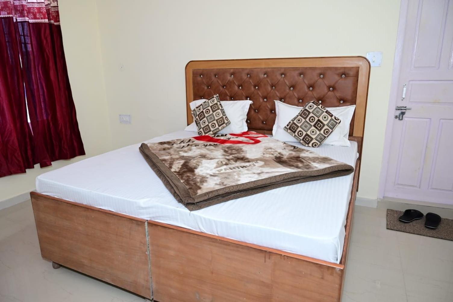 Krishna B&B Near Mall Road Shimla Exterior photo